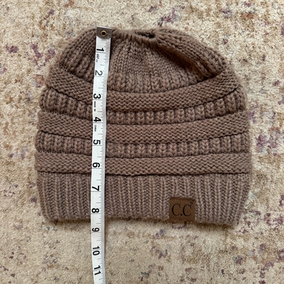 C.C. Exclusives Top Knot Knit Beanie - Picture 6 of 7